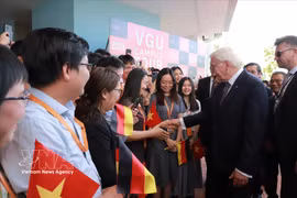 On January 24, 2024, President of the Federal Republic of Germany Frank-Walter Steinmeier visits Vietnam-Germany University in Binh Duong province. (Photo: VNA)