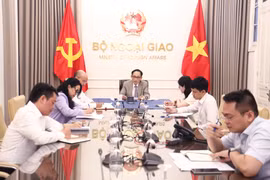Minister of Foreign Affairs Le Hoai Trung holds phone talks with his Canadian counterpart Anita Anand on August 22. (Source: Ministry of Foreign Affairs)