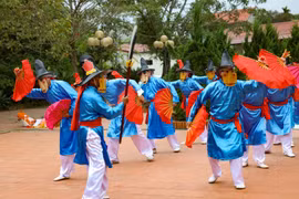 Xuan Pha dance is named in the list of National Intangible Cultural Heritage (Photo: VNA)