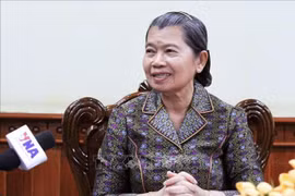 Samdech Kittisangha Bundit Men Sam An, Vice President of the Cambodian People’s Party (CPP) and a senior advisor to the King of Cambodia speaks to Vietnam News Agency correspondents in Phnom Penh. (Photo: VNA)