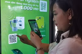 Vietnamese consumers drive strong shift toward digital shopping. - Illustrative image (Photo: VNA)
