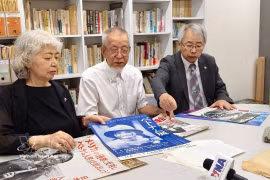 Veteran members of the Japan-Vietnam Friendship Association recall their involvement in the movement in support of Vietnam (Photo: VNA)
