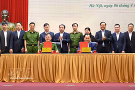 At the MoU signing ceremony (Photo: VNA)