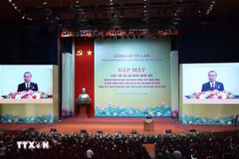 Party General Secretary To Lam speaks at the meeting with generations of NA deputies on August 27. (Photo: VNA)