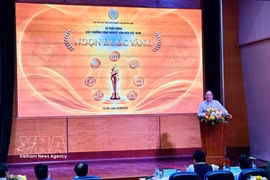 People’s Artist Vuong Duy Bien, Chairman of Vietnam Cultural Industry Development Association, speaks at the launch ceremony of the 2026 Golden Torch Awards for Cultural Industries in Hanoi on June 22, 2026. (Photo: VNA)
