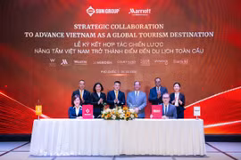 Sun Group and Marriott International sign a strategic partnership to elevate Vietnam into a global tourism destination. (Photo: Sun Group)