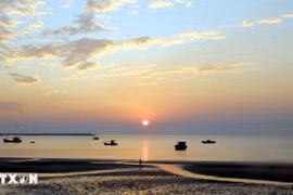 Sunset on Co To Island. (Photo: VNA)