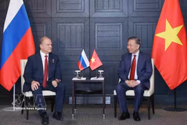 General Secretary of the Communist Party of Vietnam Central Committee and President To Lam (R) and Chairman of the Communist Party of the Russian Federation Gennady Zyuganov at the meeting in Moscow on September 7 (Photo: VNA)