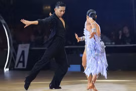 Phan Hien and Thu Huong's solo Samba performance at the Philippine Superstars Open Dance Festival 2026 in Manila. (Photo: nhandan.vn)