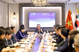 President of the National Assembly Tran Thanh Man meets with members of the Vietnam Innovation Network in Seoul on September 6, 2026. (Photo: VNA)