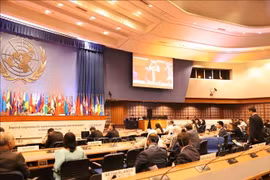 Vietnamese Ambassador to Thailand Pham Viet Hung delivers a speech at the 81st session of the United Nations Economic and Social Commission for Asia and the Pacific (ESCAP) in Bangkok on April 24. (Photo: VNA)