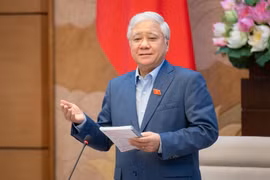 Politburo member and Standing Vice Chairman of the National Assembly (NA) Do Van Chien speaks at a meeting of the Organising Committee for the 80th anniversary of Vietnam’s first general election to the NA in Hanoi on December 30. (Photo: quochoi.vn)