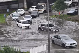 Flooding after prolonged heavy rain in Bangkok, Thailand, on September 26, 2026 (Photo: XINHUA/VNA)