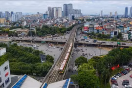 Nhon - Hanoi Station urban railway in Hanoi (Photo: VNA)