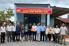 A newly built house for a poor family in Buon Don, Dak Lak (Photo: VNA)