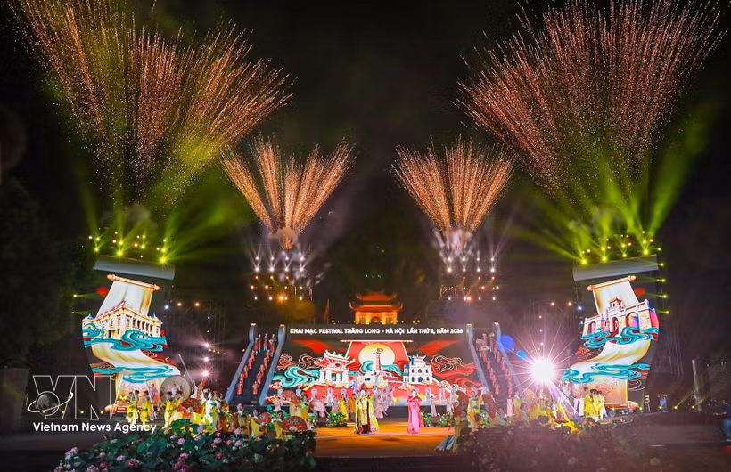 A spectacular fireworks display at the event. (Photo: VNA)