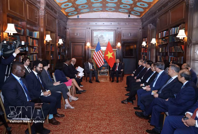 General Secretary of the Communist Party of Vietnam Central Committee and President To Lam has a meeting in New York on September 21 with a group of US House lawmakers led by Representative Gregory Meeks, Ranking Member of the House Foreign Affairs Committee. (Photo: VNA)