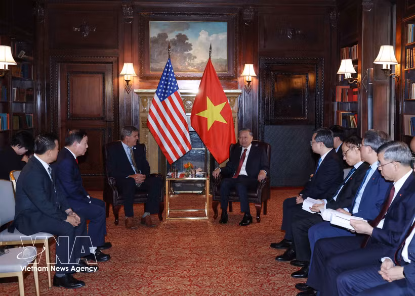 General Secretary of the Communist Party of Vietnam Central Committee and President To Lam meets with Thomas R. Hardy, Acting Director of the US Trade and Development Agency (USTDA), in New York on September 21 (local time). (Photo: VNA)