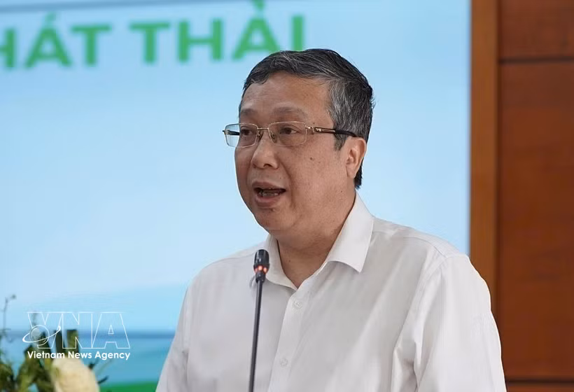 Hoang Trung was dismissed from office for violations and shortcomings. (Photo: VNA)