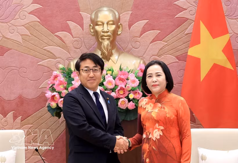National Assembly Vice President Nguyen Thi Thanh (R) and Saito Hiroaki, a member of the Japanese House of Representatives and Chair of its Committee on Education, Culture, Sports, Science and Technology, in Hanoi on September 3, 2026. (Photo: VNA)