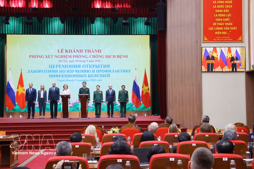 General Secretary of the Communist Party of Vietnam Central Committee and President To Lam, and Russian President Vladimir Putin attend and deliver remarks online from the Russian venue. (Photo: VNA)