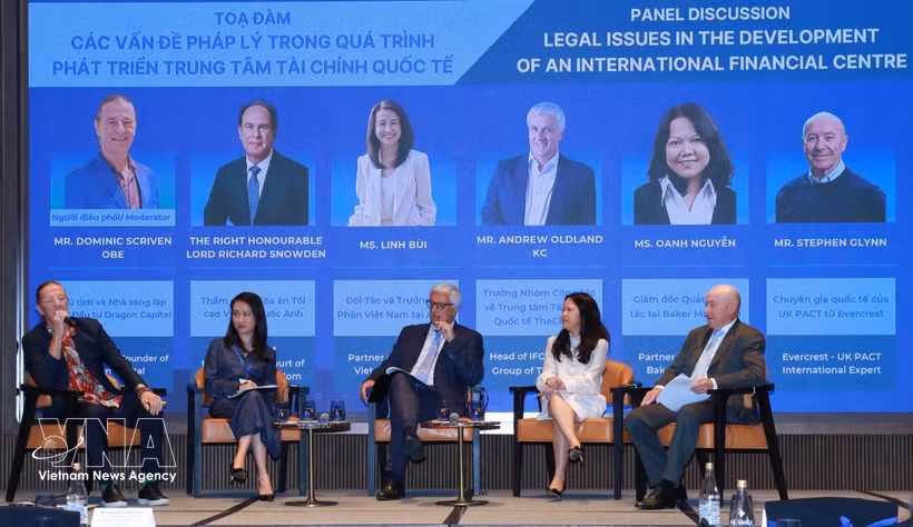 Speakers at the seminar (Photo: VNA)
