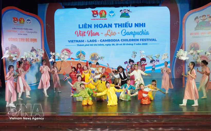 A performance at the closing ceremony of the festival. (Photo: VNA)