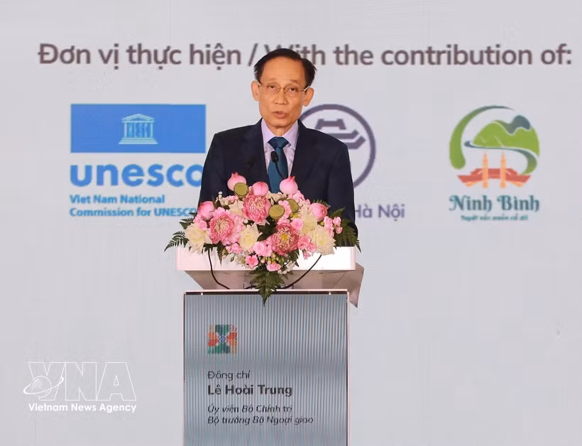 Minister of Foreign Affairs Le Hoai Trung speaks at the Asia-Pacific Dialogue on Heritage and Authenticity opened in Hanoi on September 28, 2026. (Photo: VNA)