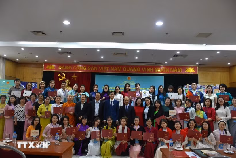 Overseas Vietnamese teachers participating in the 2026 training course on Vietnamese language teaching methods (Photo published VNA)