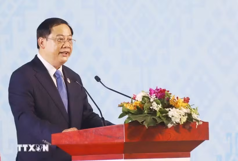 Lao Prime Minister Sonexay Siphandone (Photo: VNA)
