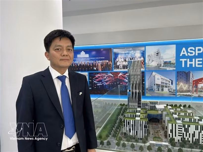 Assoc. Prof. Dr Nguyen Huu Quynh, Vice Rector of CMC University. (Photo: VNA)