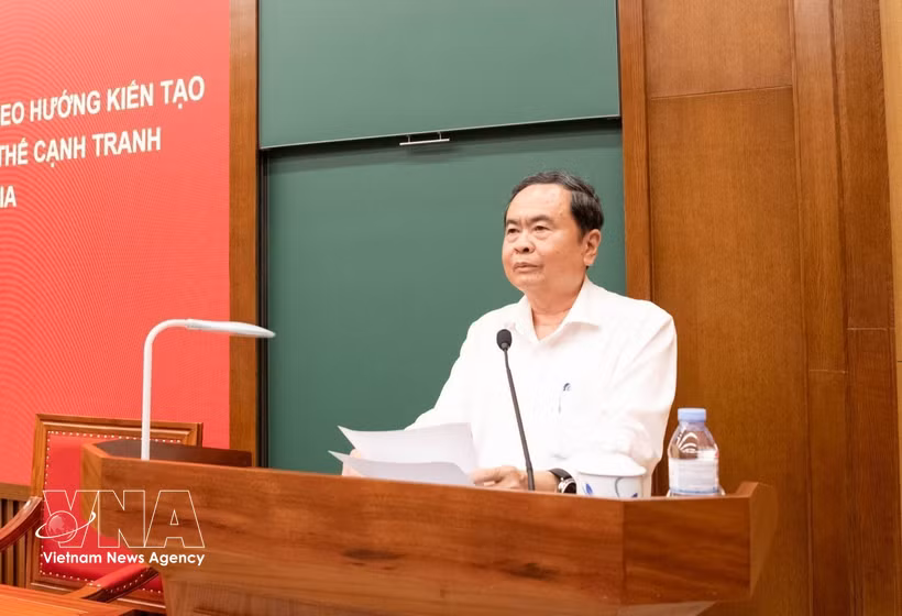 NA President Tran Thanh Man delivers an address to the second refresher course on knowledge and skills for members of the 14th Party Central Committee in Hanoi on September 16. (Photo: VNA)