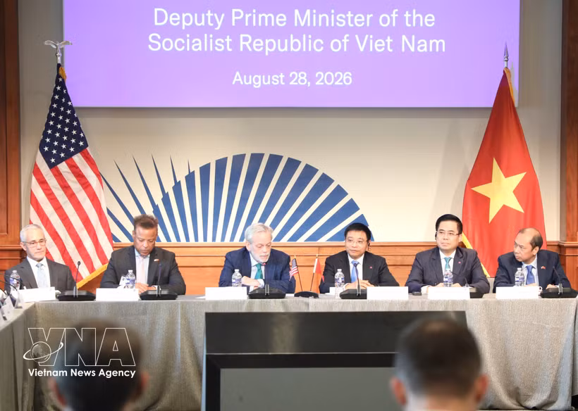 Deputy Prime Minister Nguyen Van Thang attends a business roundtable in Washington, D.C., on August 28 (Photo: VNA) 