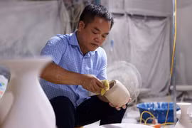 Artisan keeps Kim Lan pottery tradition alive