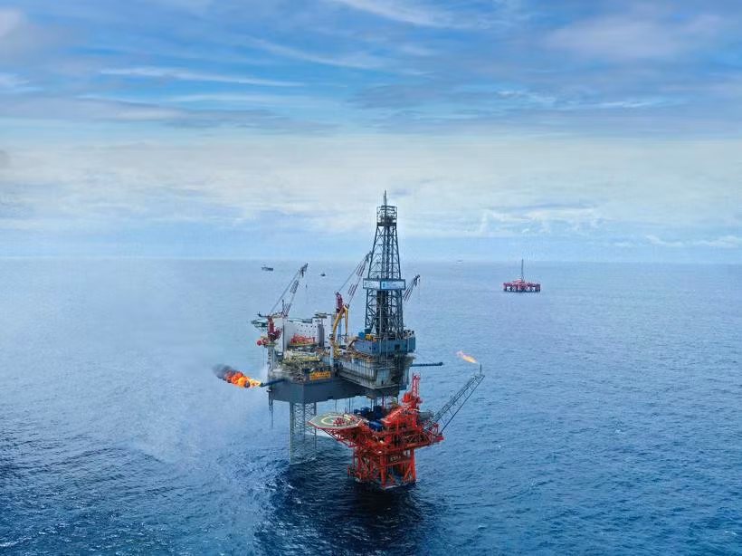 The Dai Hung - Phase 3 project received the first technical oil flow in late October 2024. (Photo: VNA)