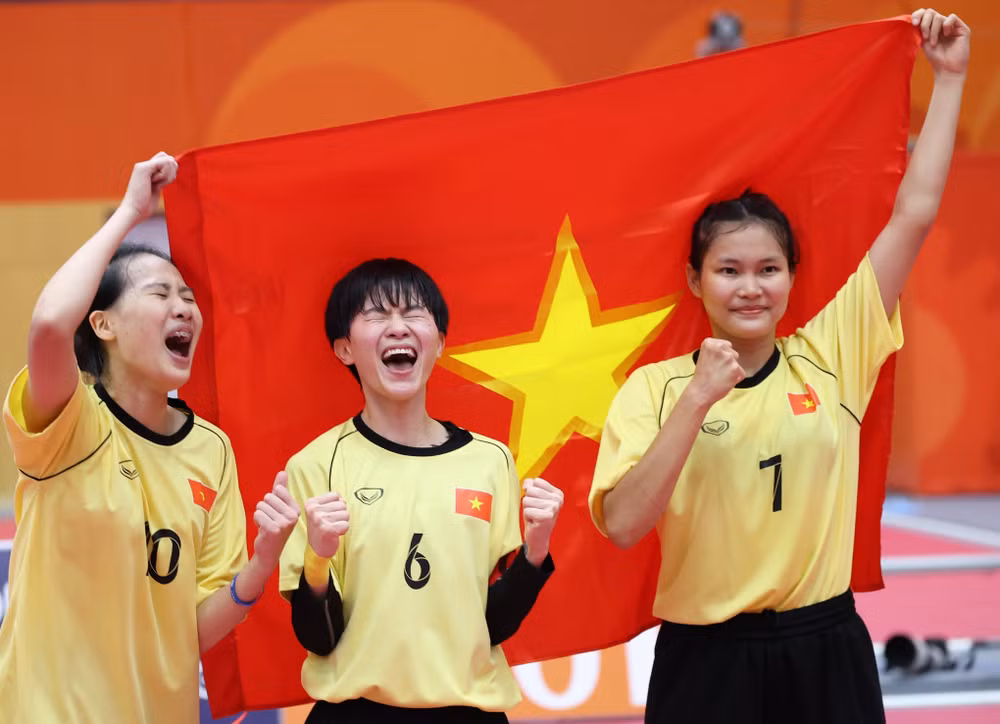 sepak-takraw-athletes-bag-second-gold-for-vietnam-1.jpg