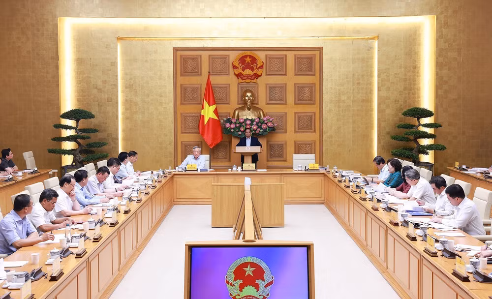 pm-urges-review-of-two-tier-local-government-operation-2.jpg