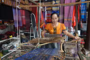 Brocade weaving heritage promoted through community-based tourism in Nghe An