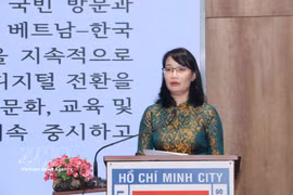 Chairwoman of the Vietnam-RoK Friendship Association in Ho Chi Minh City Tran Thi Dieu Thuy speaks at the ceremony celebrating the RoK’s National Foundation Day. (Photo: VNA)