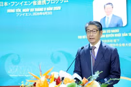 Japanese Ambassador to Vietnam Ito Naoki speaks at the Vietnam – Japan Connectivity Programme in Hung Yen province on June 3. (Photo: VNA)