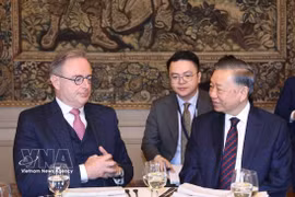 General Secretary of the Communist Party of Vietnam Central Committee and President To Lam (R) holds talks with and attends a banquet hosted by Belgian Prime Minister Bart De Wever in Brussels on October 23, 2026. (Photo: VNA)