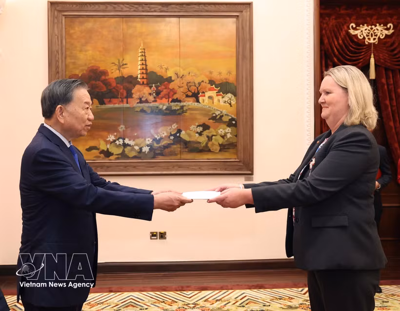 On October 3, 2026, General Secretary and President To Lam receives the Ambassador of Denmark Lina Gandløse Hansen who presents her credentials (Photo: VNA)