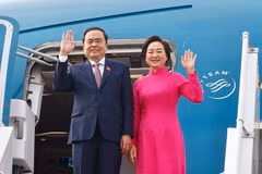 National Assembly Chairman Tran Thanh Man and his spouse Nguyen Thi Thanh Nga leave Armenia for Uzbekistan to attend the 150th Assembly of the Inter-Parliamentary Union (IPU-150) and pay an official visit to the country. (Photo: VNA)