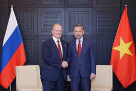 Top Vietnamese leader meets Russian Communist Party chief