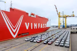 The Silver Queen vessel transports nearly 2,500 VinFast vehicles to Indonesia. (Photo: VinFast)