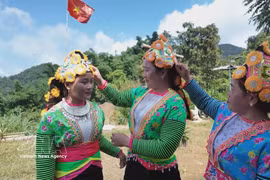 Mong traditional costumes preserve cultural heritage in Dien Bien