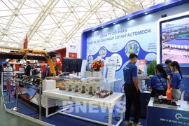 Vietnam’s manufacturing industry is now at a pivotal stage, with international trade emerging not only as a channel for expanding markets but also as a powerful driver for enterprises to transform and upgrade their capacity. (Photo: VNA)