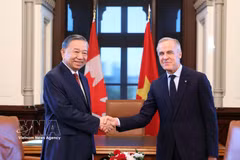 Top Vietnamese leader holds talks with Canadian Prime Minister Mark Carney