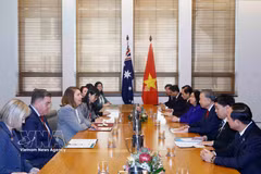 Vietnam’s top leader meets Australian Senate, House speakers