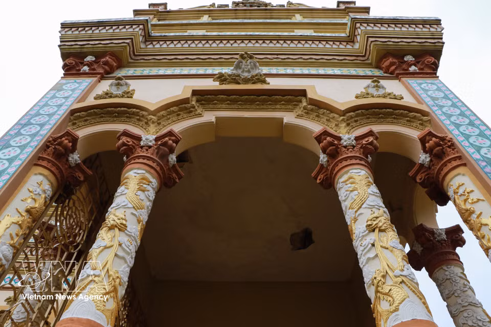 The pagoda’s unique appearance reflects a blend of Asian and European architecture. (Photo: Hong Thai/VNA)